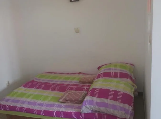 Next Door Apartamento